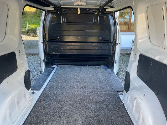 Peugeot expert van