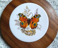 Vintage wood trivet/wall hanging