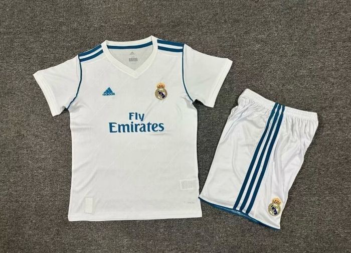 Retro football kits
