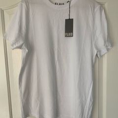 BNWT: Men's White T-Shirt (Size L)