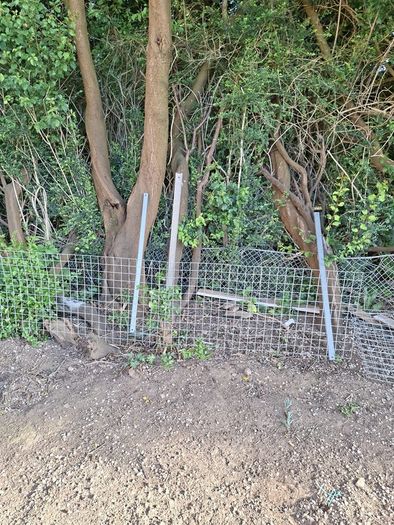 Galvanised Welded Wire Mesh Panels and galvanised steel posts/rails