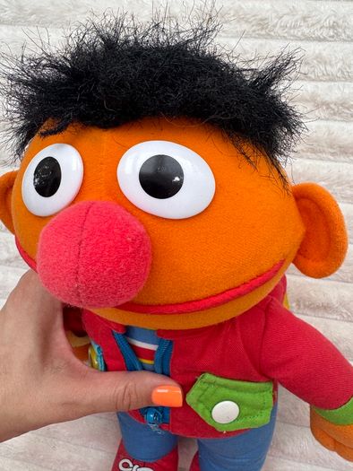 Playskool Dress Me Up Ernie Sesame Street Plush 1990 Vintage approx. 35 cm. Used Damaged Please see photos