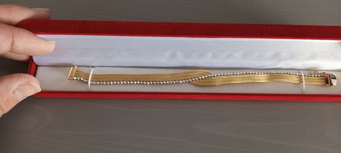 Gold bracelet Reduced