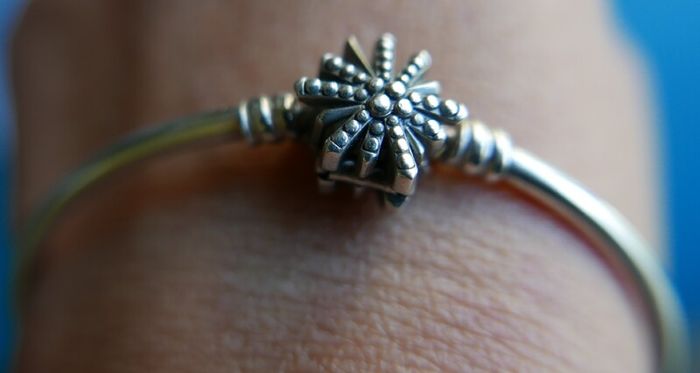 Genuine Pandora Sterling Silver 925  Limited Edition Firework Snowflake Christmas Bangle 10,8g