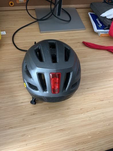 Specialized cycling helmet / Bike helmet