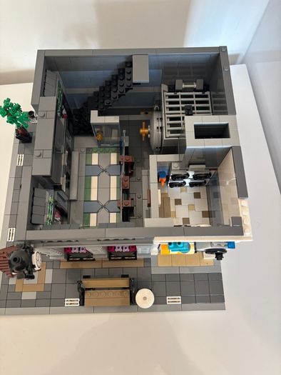 LEGO Creator Lot 6 Sets - 10232 10251 10246 10260 10218 10243