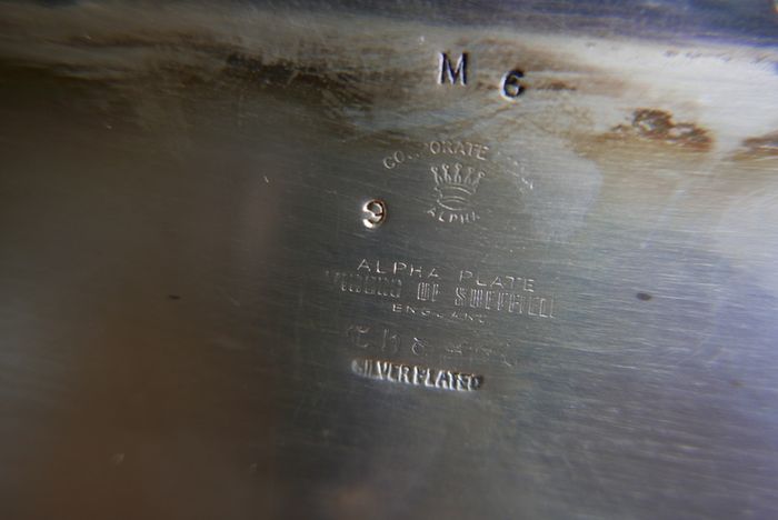 Vintage 1981 Silver Plated Box, beautifully engraved with a wooden interior