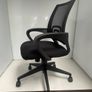Variety of office chairs Image 6