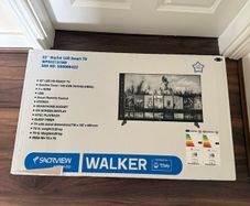 Walker 32 inch TV new unused