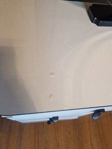 Vanity table with led mirror