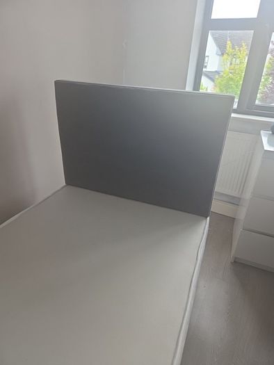 Single bed with foldable bed