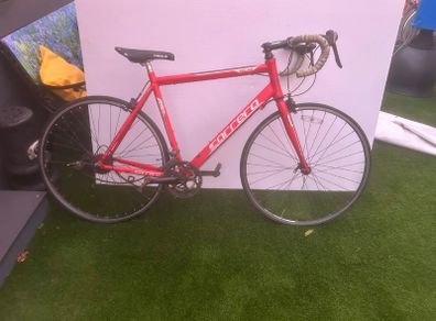 Carrera Zelos road bike, red, 6061 aluminium frame