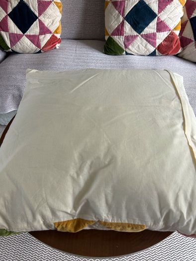 4 Oliver Bonas Cushion