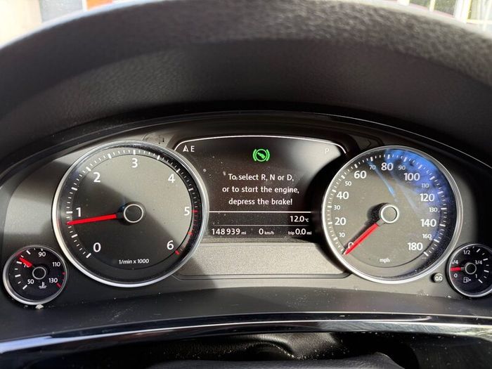 2016 Vw Touareg R-line 3.0 V6 Tdi (262 Bhp)