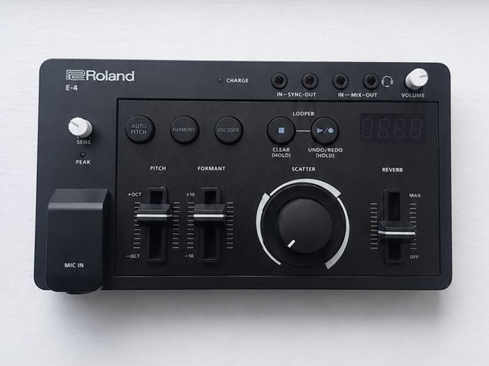 Roland AIRA Compact E-4 Voice Tweaker