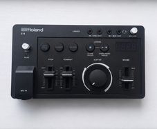 Roland AIRA Compact E-4 Voice Tweaker
