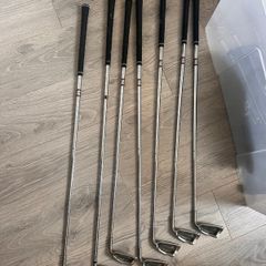 Golf club set or individual