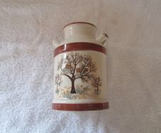 Milk urn / jug