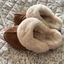 Brand New Ugg Disquette Chestnut Size 5. Image 2