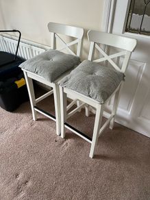 Set of 2 white Kitchen Island Chairs for sale