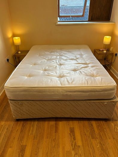 Mattress & Bed Base