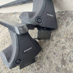 Roof bars
