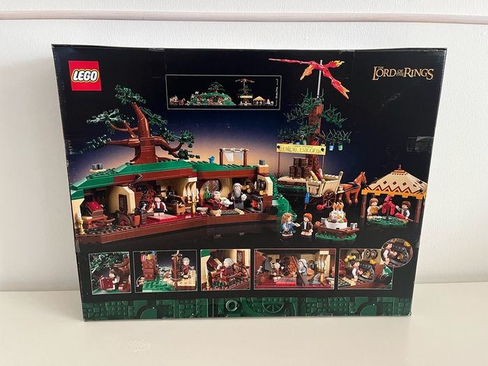LEGO Icons The Lord Of The Rings The Shire 10354