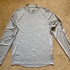 Under Armour long-sleeve base layer M