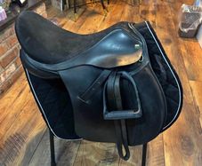 17 inch N.Dolman Saddle