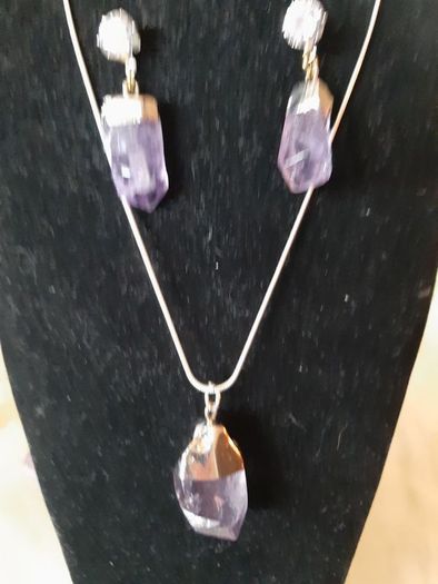 Amethyst Quartz Crystal Pendant And Earrings