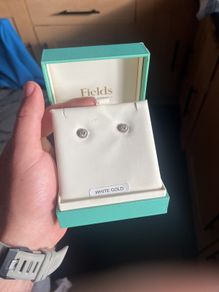 9 carat CZ earrings