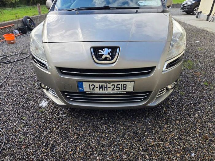 Peugeot 5008  Sport New Nct 10/27