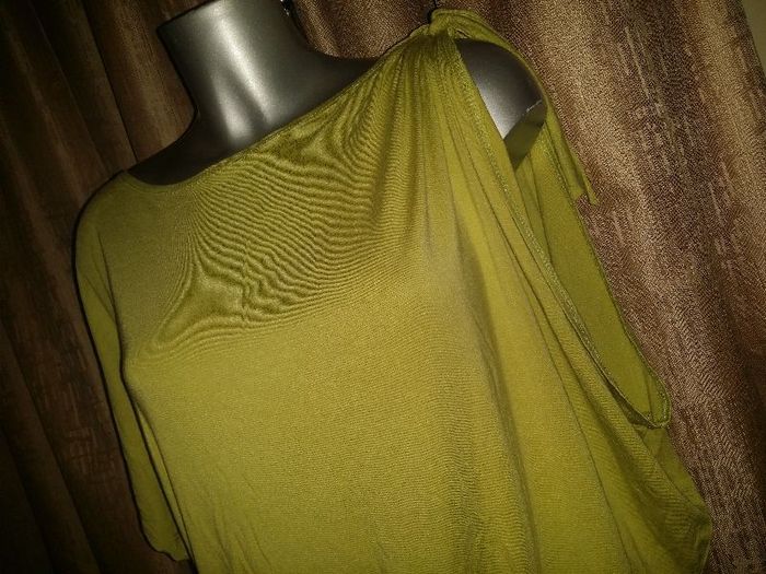 Dorothy Perkins lovely oversize lemon top size UK14 EUR42 Postage included