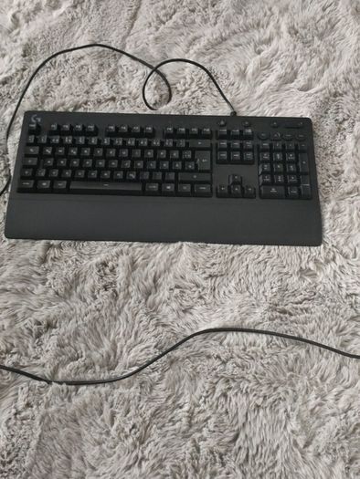 LOGITECH-mechanical keyboard