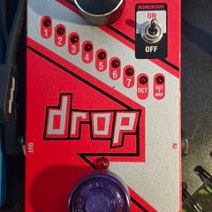Digitech Drop | Polyphonic Drop Tune Guitar Pedal