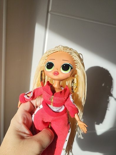 OMG Swag Doll, in great condition