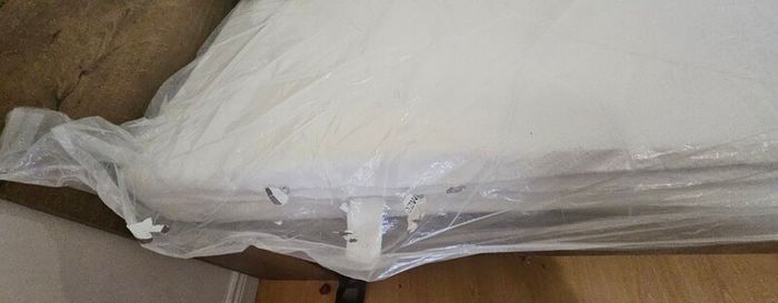 2 brand new single mattresses