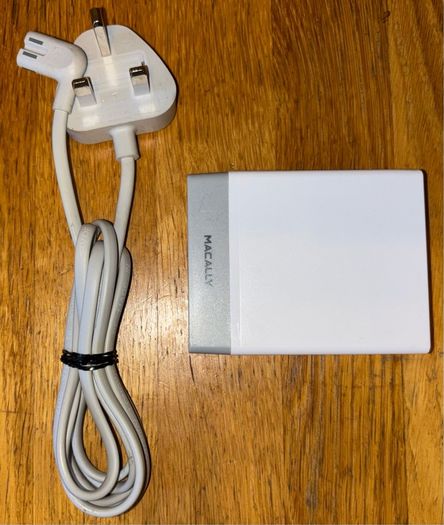 Macally Type C Power Adapter