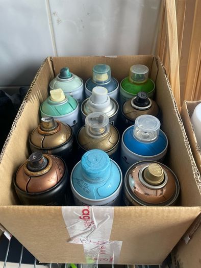 spray paint