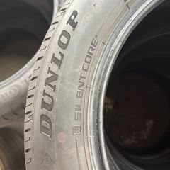 215/55/17 Dunlop tyres