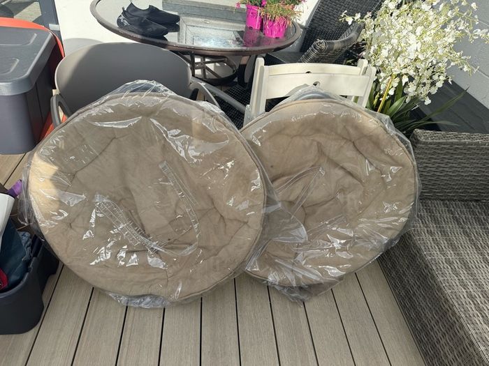garden chairs
