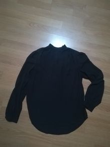 Elegant high neck blouse in black