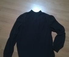 Elegant high neck blouse in black