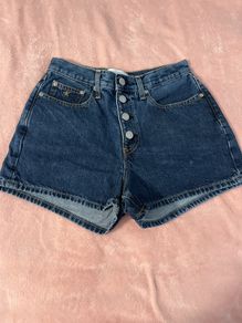 womans shorts