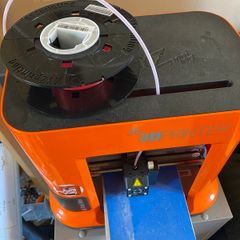 3D Printer. XYZPrinting daVinci Mini wireless