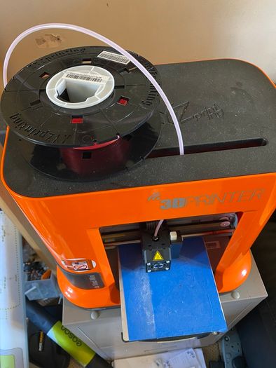 3D Printer. XYZPrinting daVinci Mini wireless