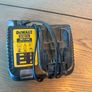 Dewalt Charger DCB115 Image 3