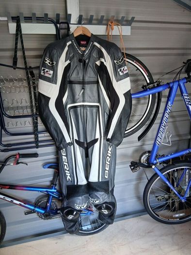 Motorcycle Leathers ( one piece Race)