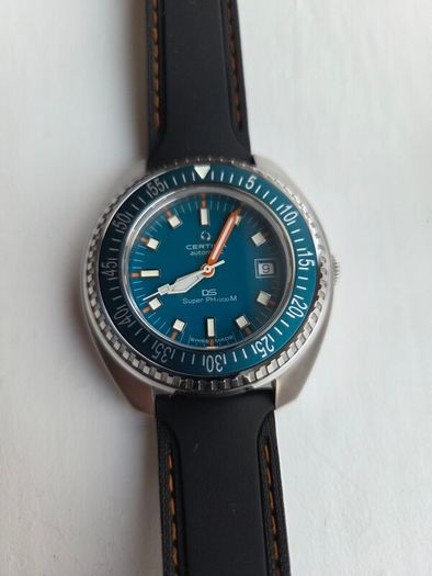 professional dive watch