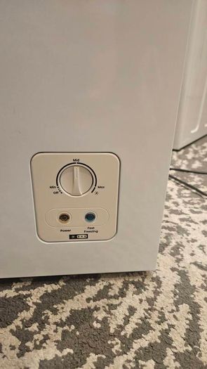 Logik Chest Freezer